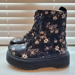 Women's Boots